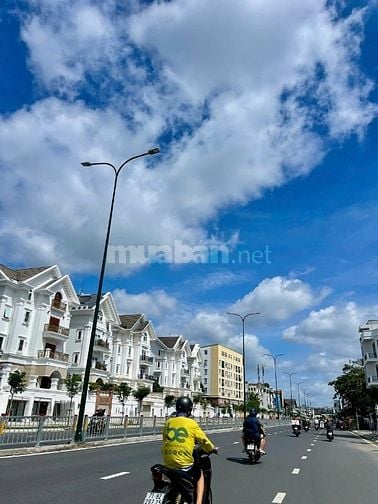 Nhà Ngang 5m Dương Quảng Hàm Gần Phạm Huy Thông, Xe Hơi Vào Tận Nhà Ch