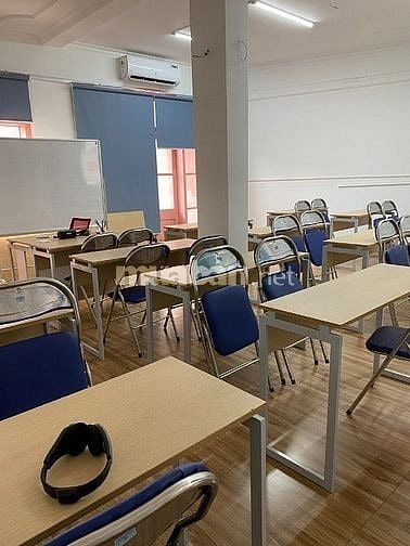 Cho thuê nhà mặt phố, số 94 phố Phạm Ngọc Thạch, quận Đống Đa, Hà Nội