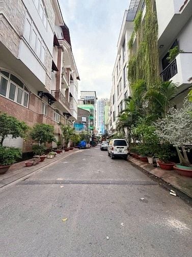 THÀNH THÁI Q10 - HẺM GẦN 4M THÔNG - Ô TÔ ĐỖ CỬA - 47M2- GIÁ NHỈNH 6TỶ 