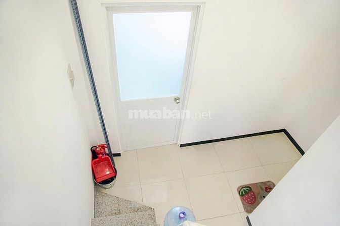 Cho thuê nhà mặt tiền Lũy Bán Bích, P.T.T.Hòa, Q.Tân Phú giá 18tr