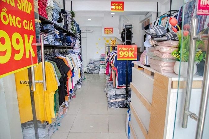 Cho thuê nhà mặt tiền Lũy Bán Bích, P.T.T.Hòa, Q.Tân Phú giá 18tr