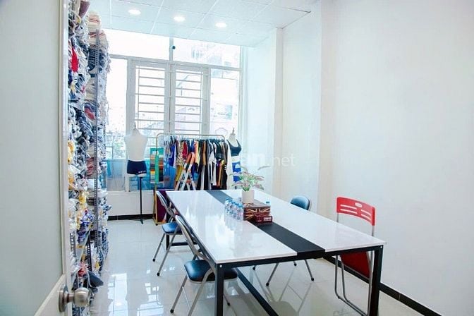 Cho thuê nhà mặt tiền Lũy Bán Bích, P.T.T.Hòa, Q.Tân Phú giá 18tr
