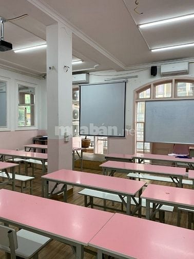 Cho thuê nhà mặt phố, số 94 phố Phạm Ngọc Thạch, quận Đống Đa, Hà Nội