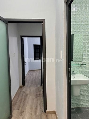 Bán hoặc cho thuê nhà mặt tiền Nguyễn Văn Giai Quận 1, sổ hồng