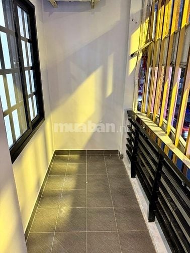 Bán hoặc cho thuê nhà mặt tiền Nguyễn Văn Giai Quận 1, sổ hồng