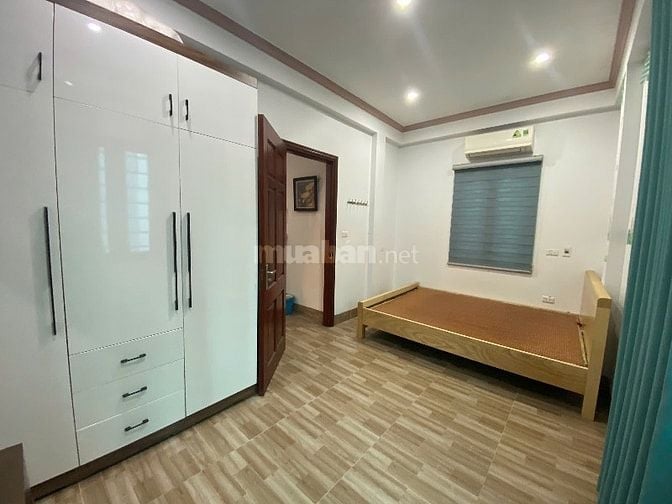 Chính chủ cho thuê nhà nguyên căn . Vừa ở kết hợp kinh doanh buôn bán 