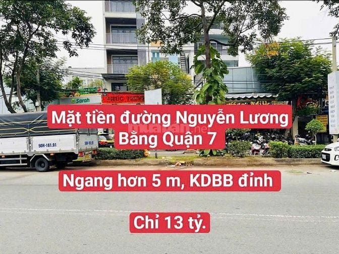 Nhà phố mặt đường Nguyễn Lương Bằng Quận 7, Ngang hơn 5 m chỉ 13 tỷ.