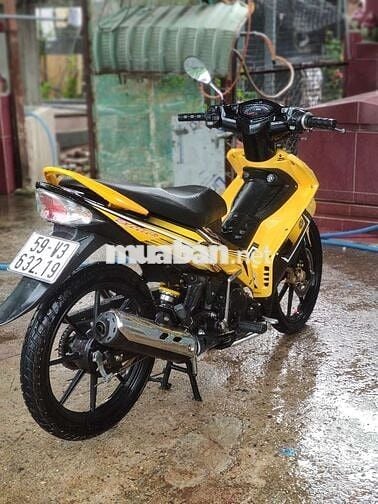 nhà dư dùng xe  cần bán bớt