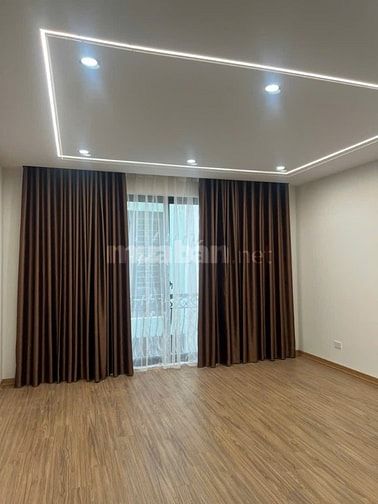 BÁN NHÀ 6 TẦNG MỚI TINH - CÓ THANG MÁY - Ở SƯỚNG