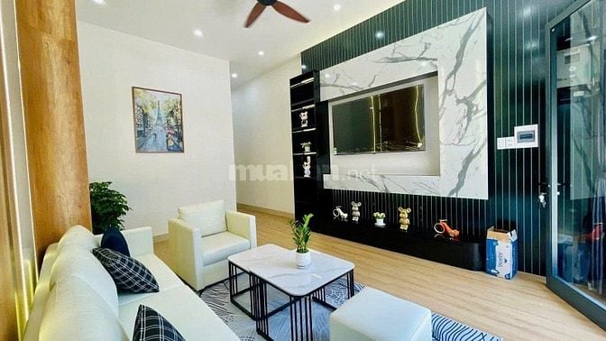 Bán nhà đẹp 3 tầng x 64m2 MT Bàu Hạc 2, gần Nguyễn Hoàng, Thanh Khê 7.