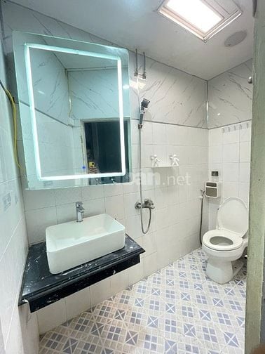 Cho thuê phòng 2N1VS ngõ 54 Nguyễn Chí Thanh, Đống Đa, Hà Nội