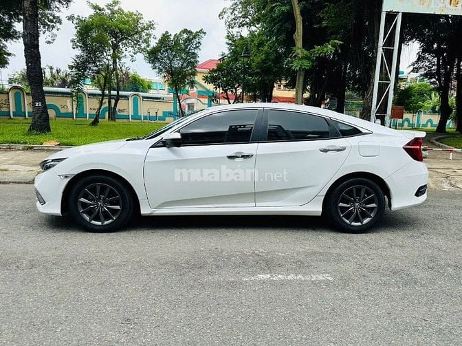 Honda Civic 1.8G Đời 2021 Màu trắng xe nhập Thái 