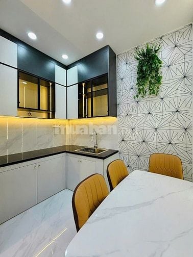 Chính chủ cần bán gấp nhà 3 lầu ngay trung tâm hành chính Biên Hòa