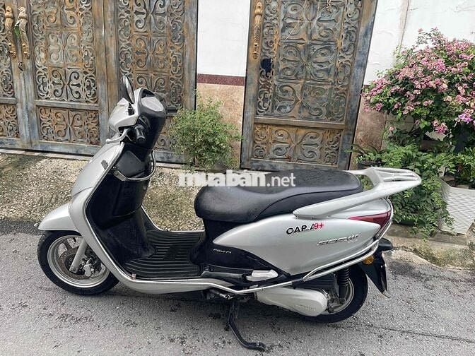 Bán honda scr Fi máy rất êm, biển số thành phố