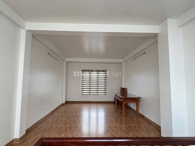 NHỈNH 15 TỶ, 5 TẦNG, 50M MT 4M, DỊCH VỤ LA KHÊ, GARA, ĐƯỜNG Ô TÔ THÔNG