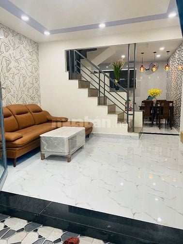 Bán nhà rộng đẹp (4,6x10,5) 1005/21 NGUYỄN KIỆM P3 Gò Vấp (Bv175)