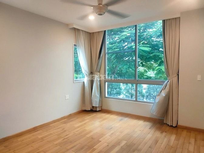 Biệt thự Riviera Cove, 1 trệt 2 lầu, 4PN, gara, bếp lớn. view thoáng
