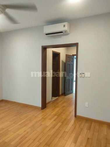 Biệt thự Riviera Cove, 1 trệt 2 lầu, 4PN, gara, bếp lớn. view thoáng