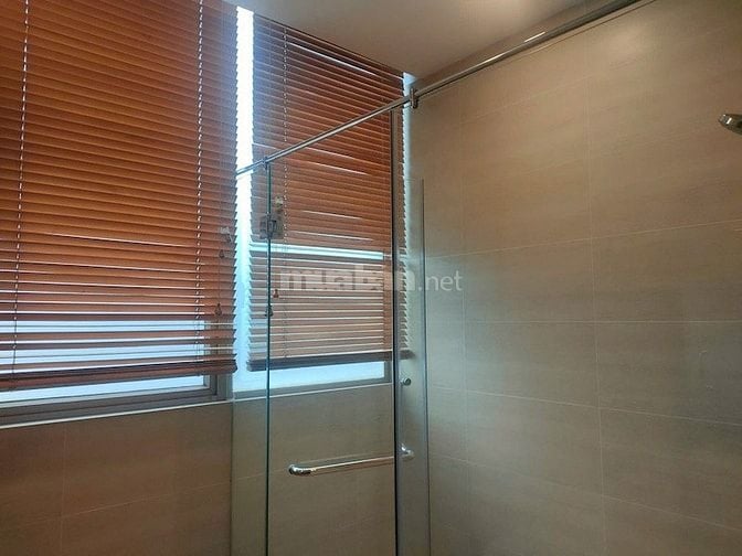 Biệt thự Riviera Cove, 1 trệt 2 lầu, 4PN, gara, bếp lớn. view thoáng
