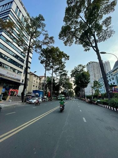 Nhà MT ID33470 An Dương Vương (Lê Hồng Phong). DT 5x14m, 4 tầng
