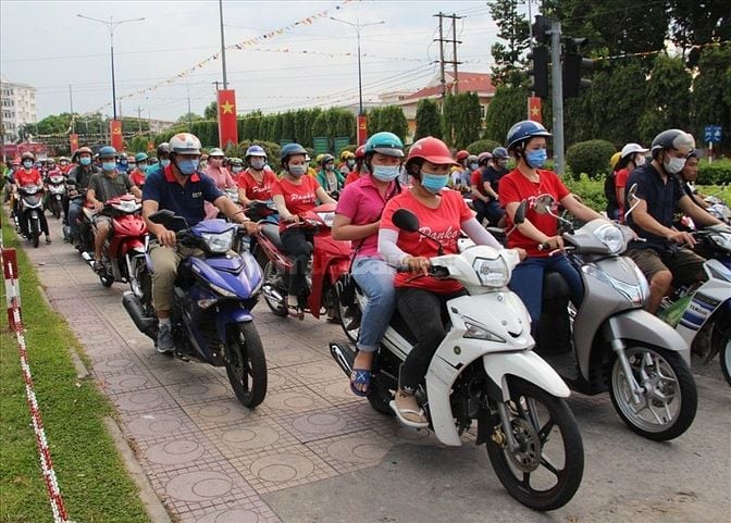 BÁN LỖ 1006M2 SHR NGAY THỊ XÃ ĐƯỜNG 18M SÁT CHỢ GIÁ 130TR