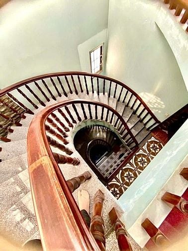 Bán nhà 5 tầng HXH khu ẩm thực Phan Xích Long, DT 101m2 chỉ 15.5 tỷ 