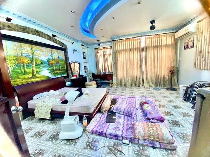 Bán nhà 5 tầng HXH khu ẩm thực Phan Xích Long, DT 101m2 chỉ 15.5 tỷ 
