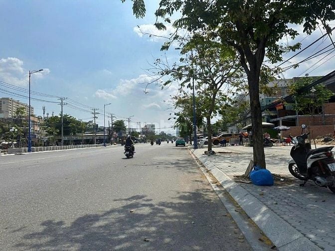 Bán tòa nhà mặt tiền An Phú, Thủ Đức – thang máy – kinh doanh đỉnh