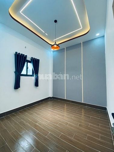 Cần tiền bán nhanh căn nhà cách ngã 3 Giồng 20p đi xe
