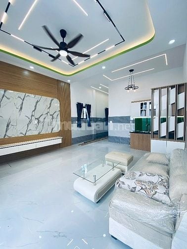 " kẹt tiền bán gấp nhà SHR 75m2 ở Mỹ Hạnh Nam giá chỉ 900tr ''