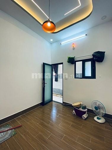 " kẹt tiền bán gấp nhà SHR 75m2 ở Mỹ Hạnh Nam giá chỉ 900tr ''