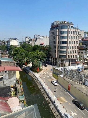 BÁN TOÀ NHÀ MẶT PHỐ TRẤN VŨ,BA ĐÌNH,131M,73 TỶ 