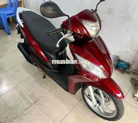 vison đỏ đô còn rất đẹp !