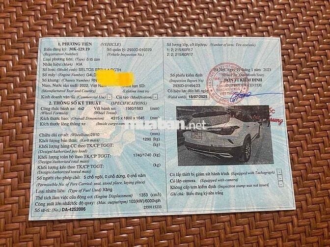 Kia Seltos 2022 Premium 1.4 AT - 7000 km