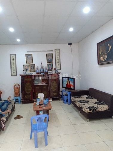 Bán nhà cấp 4 52m chính chủ trong ngõ Âu cơ khu Vườn Đào Nhật Tân