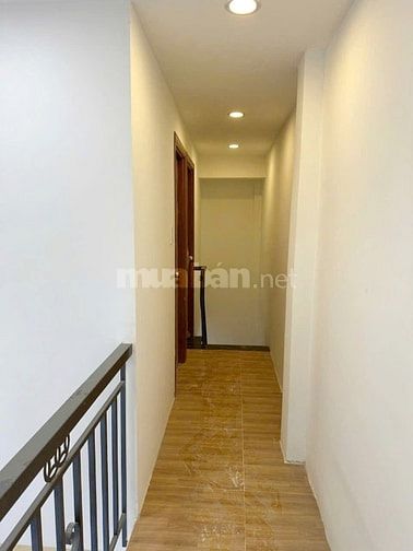 Nhà mới góc mặt tiền đường Bông Sao P5Q8. Giá: 4.38 tỷ