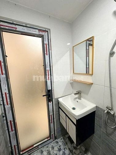 Nhà mới góc mặt tiền đường Bông Sao P5Q8. Giá: 4.38 tỷ