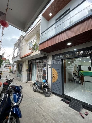 Nhà HXH Đường Tỉnh Lộ 10 nhà mới 100% dt 31m2, 2 tầng giá 3.75 tỷ