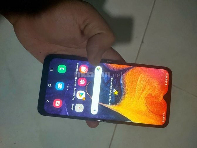 SAMSUNG A50 64gb 4ram pin 4000