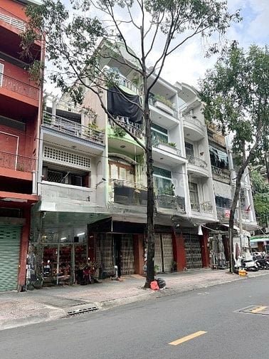 Nhà 4 tầng mặt tiền Trần Tuấn Khải ngay chợ Hoà Bình P5Q5. Giá 26 tỷ