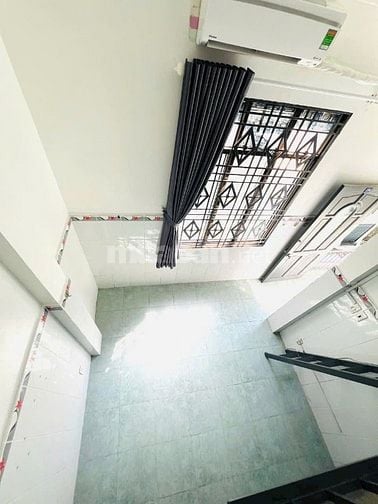 Bán nhà CHDV 17 phòng đẹp (5,5x16) 143/2 PHẠM HUY THÔNG p6 Gò Vấp 