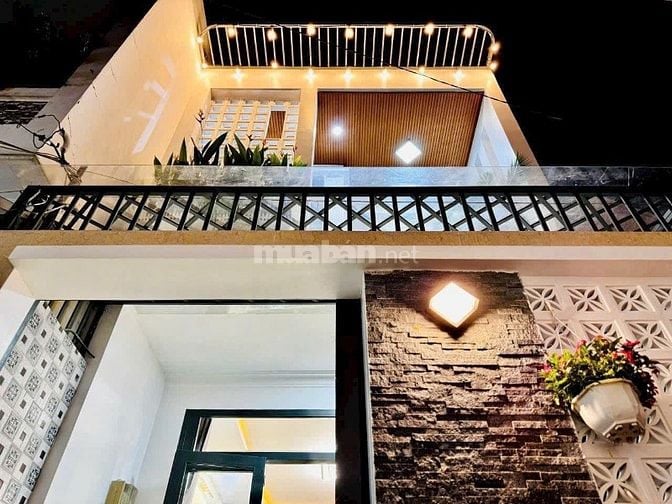 Bán nhà gần cầu Bình Lợi 43m2 2tỷ050tr Phạm Văn Đồng, P11, Bình Thạnh