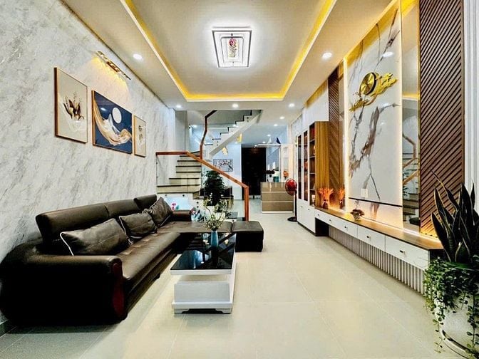 Bán nhà gần cầu Bình Lợi 43m2 2tỷ050tr Phạm Văn Đồng, P11, Bình Thạnh