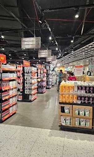 TUYỂN NV  BÁN HÀNG, GIAO HÀNG, TẠP VỤ   TẠI QUẬN 11