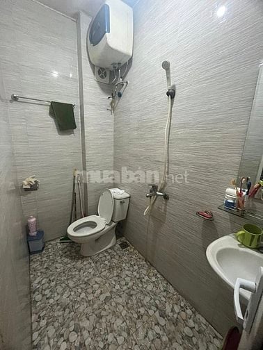 Bán nhà Trương Định,30m, 6 tầng,dân xây, ngõ rộng, thẳng,6.75 tỷ
