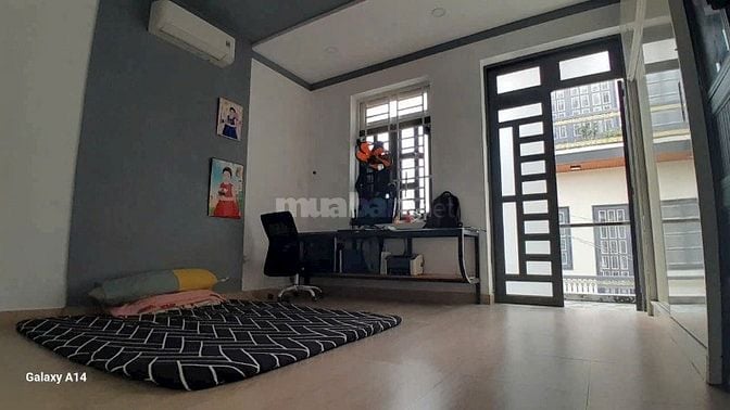 Nhà hẻm 6m đường Lê Văn Quới: 4.5mx12m đúc 1 trệt 2 lầu