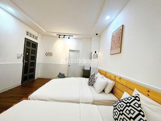 Bán khách sạn 10 phòng khu phố Tây Bùi Viện, P.Phạm Ngũ Lão, Quận 1