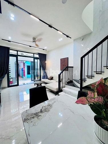 Nhà tuyệt đẹp CAO CẤP DT:4x12,5m hẻm 4m Bùi Quang Là, P12, Q.Gò Vấp.