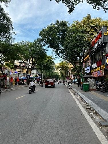 CHÍNH BÁN 110m2, PHỐ TÔ HIỆU, CẦU GIẤY, HÀ NỘI