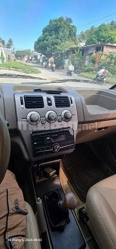 bán xe mitsubishi jolie 2005 màu vàng cát 2.0 bánh treo